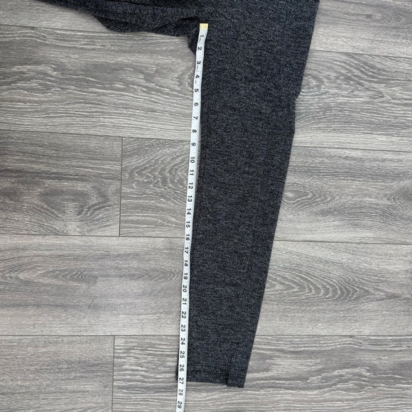 Athleta Mid-Rise Herringbone Mercer Compression Tight Side Pocket Leggings XS - Picture 9 of 10